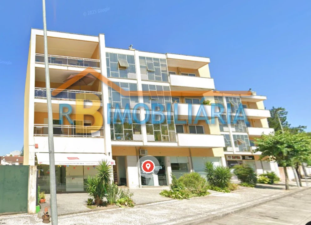 Loja para Venda em Santa Maria da Feira Foto 2