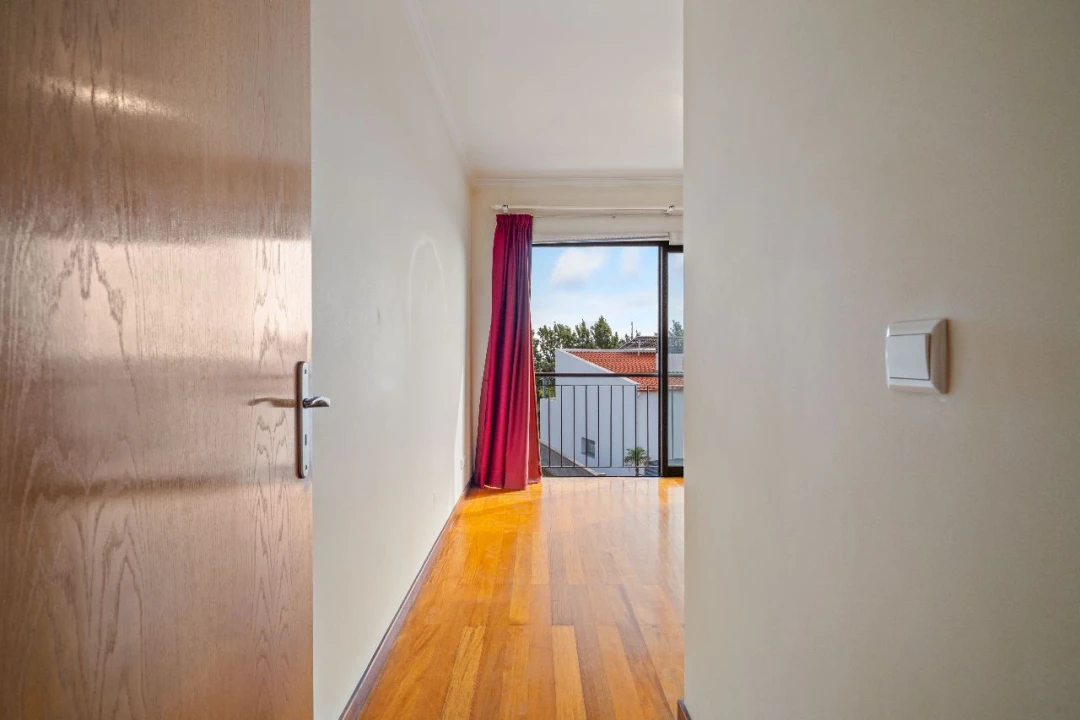 Moradia T3 para Venda em Câmara de Lobos Foto 18