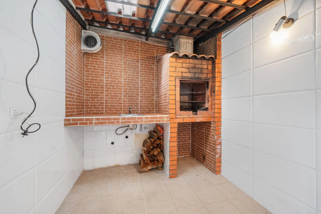 Moradia T3 para Venda em Câmara de Lobos Foto 38