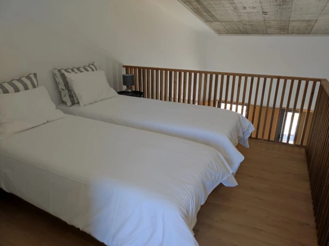 Apartamento T2 para Arrendamento em Encarnação Foto 2