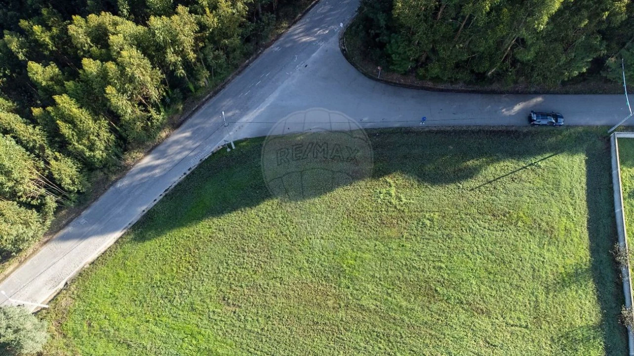 Terreno para Venda em Aguada de Baixo Foto 4