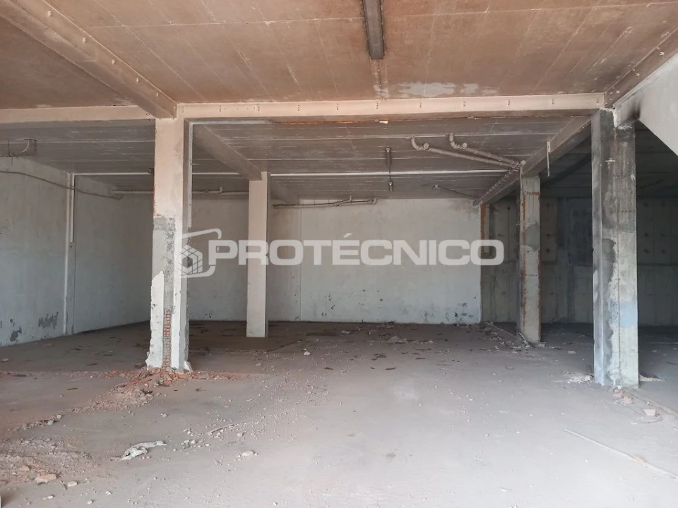 Prédio para Venda em Gafanha da Encarnação Foto 5