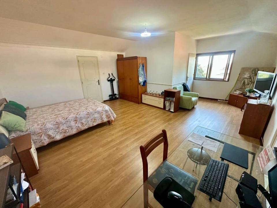 Moradia T5 para Venda em Baguim do Monte Foto 8