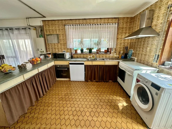 Moradia T5 para Venda em Baguim do Monte Foto 5