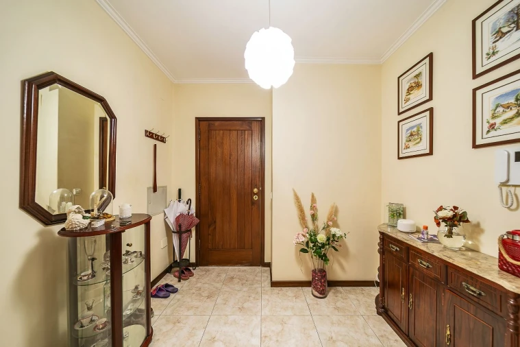 Apartamento T3 para Venda em Vila Nova de Gaia Foto 5