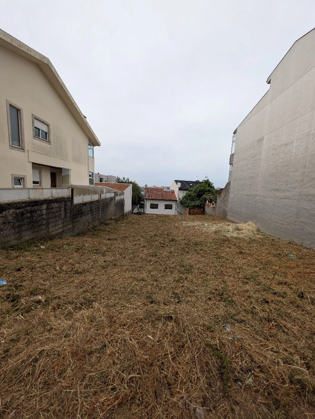 Terreno P/ Prédio para Venda em Rio Tinto Foto 1
