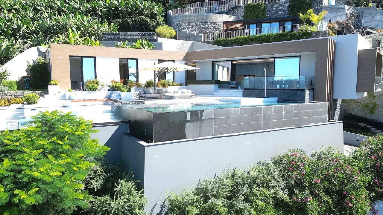 Moradia T3 para Venda em Canhas Foto 31