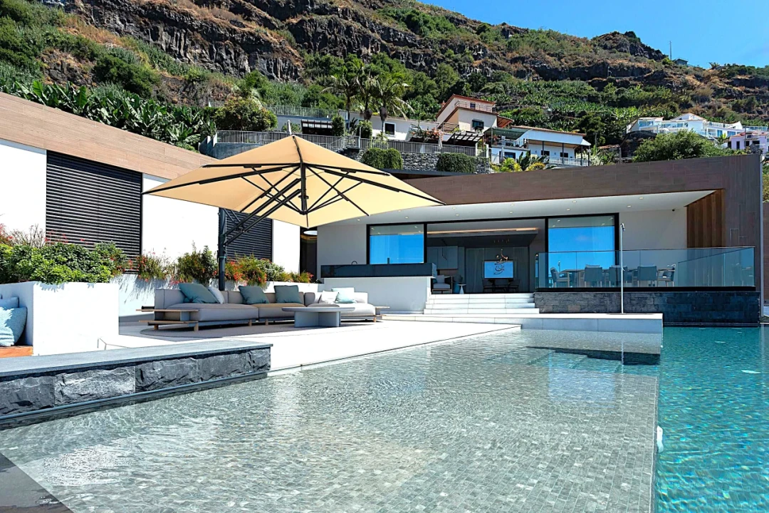 Moradia T3 para Venda em Canhas Foto 32