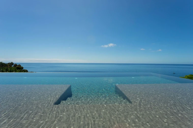 Moradia T3 para Venda em Canhas Foto 2