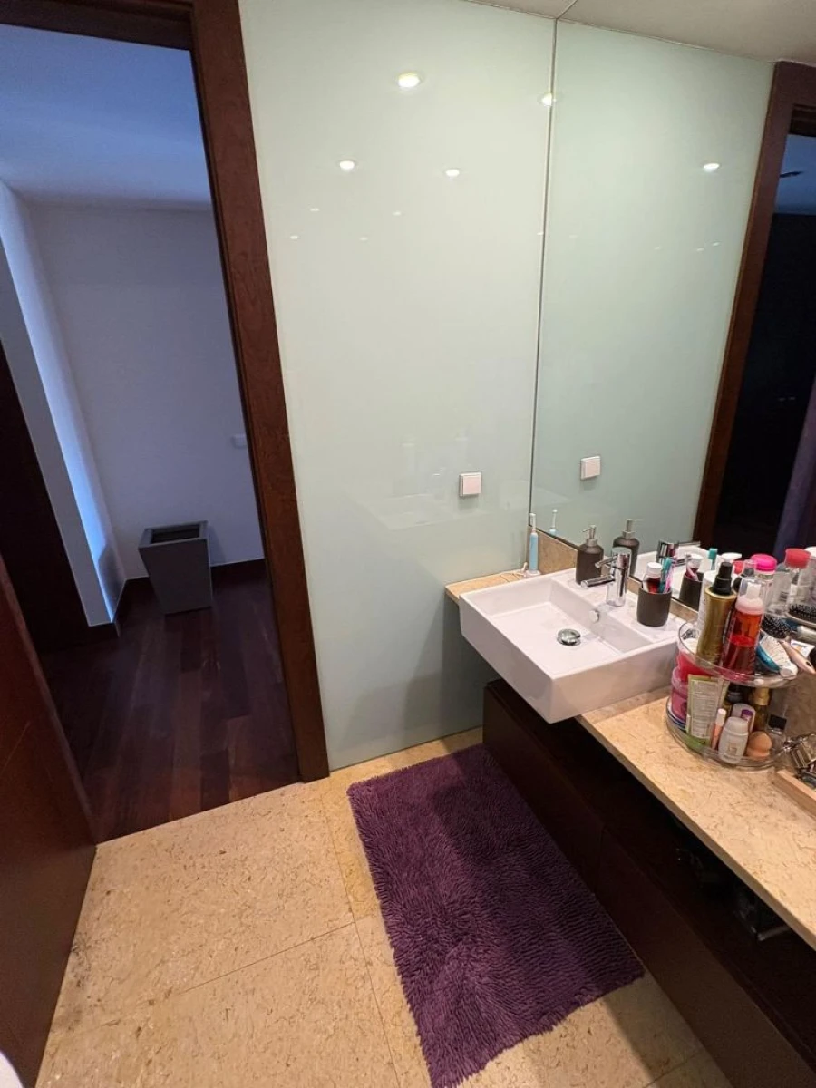 Apartamento T4 para Venda em Vila Nova de Gaia Foto 16