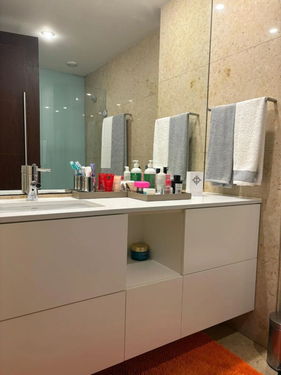 Apartamento T4 para Venda em Vila Nova de Gaia Foto 19