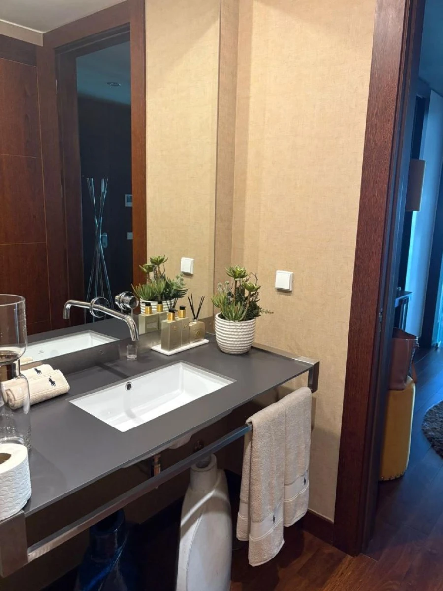 Apartamento T4 para Venda em Vila Nova de Gaia Foto 26