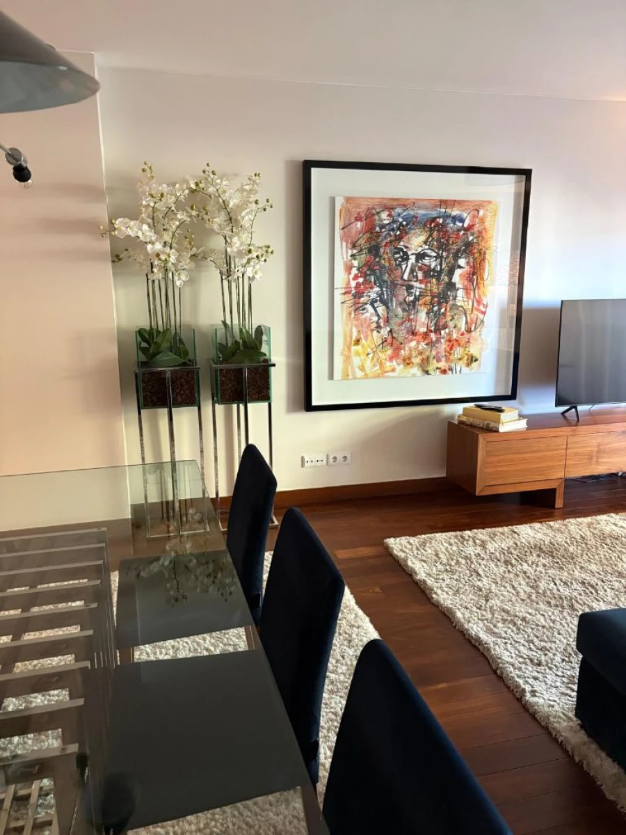 Apartamento T4 para Venda em Vila Nova de Gaia Foto 2