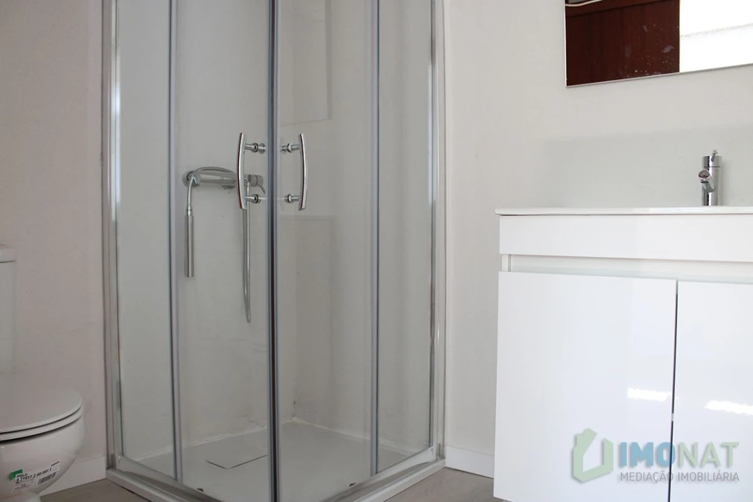 Moradia T3 para Venda em Estreito Foto 4