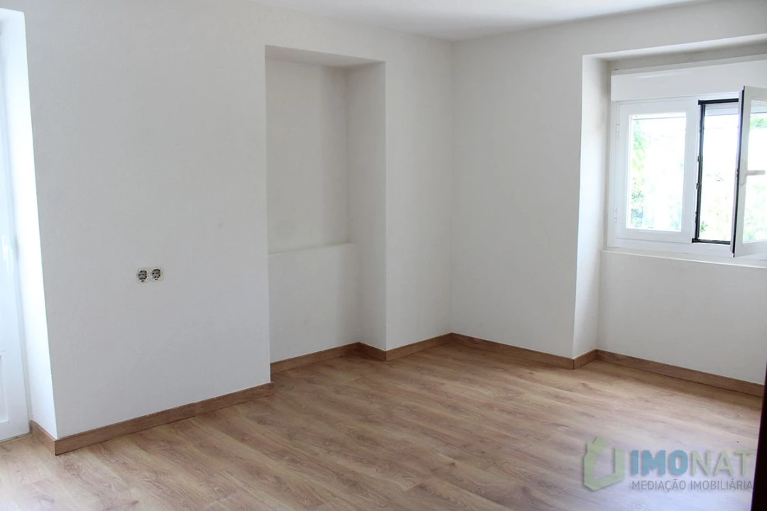 Moradia T3 para Venda em Estreito Foto 12