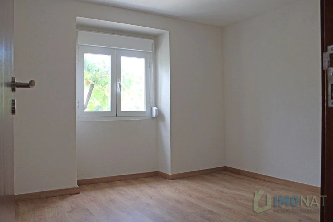 Moradia T3 para Venda em Estreito Foto 13