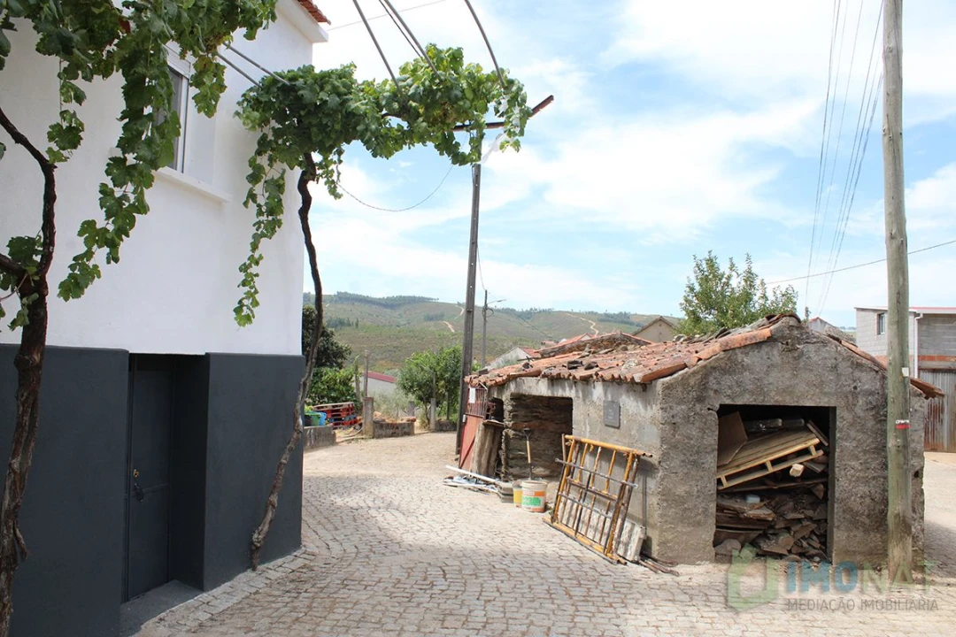 Moradia T3 para Venda em Estreito Foto 32