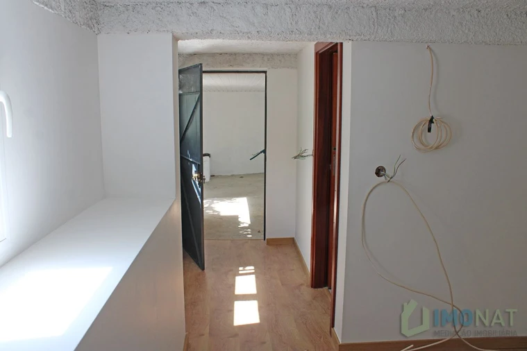 Moradia T3 para Venda em Estreito Foto 2