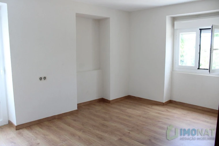 Moradia T3 para Venda em Estreito Foto 12