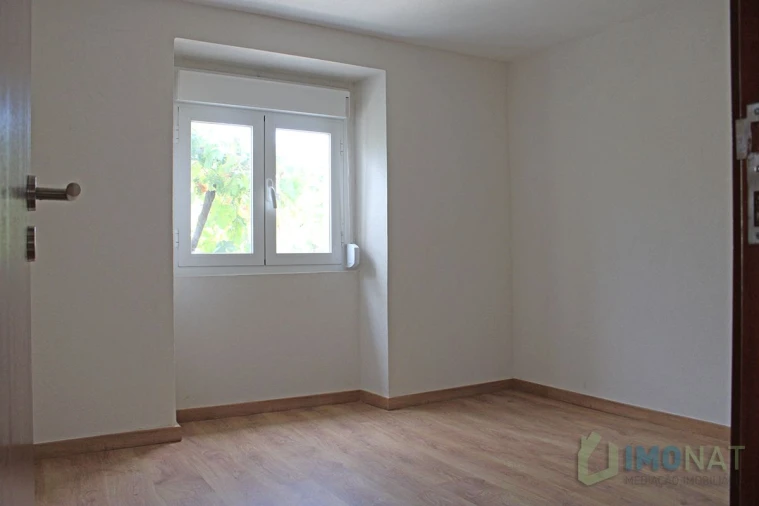 Moradia T3 para Venda em Estreito Foto 13