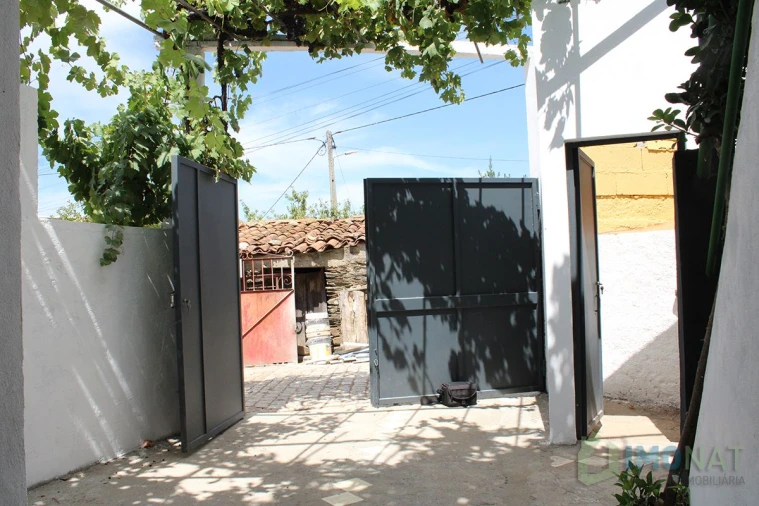 Moradia T3 para Venda em Estreito Foto 30