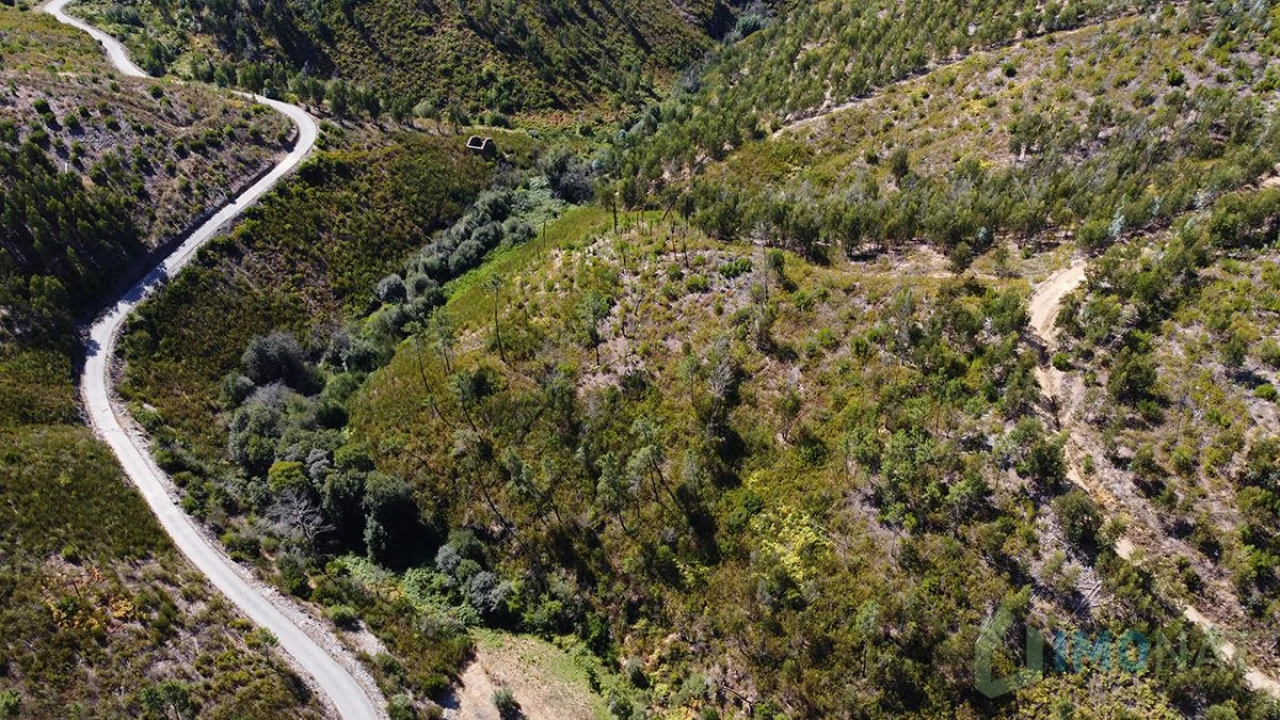 Moradia T6 para Venda em Atalaios Foto 36