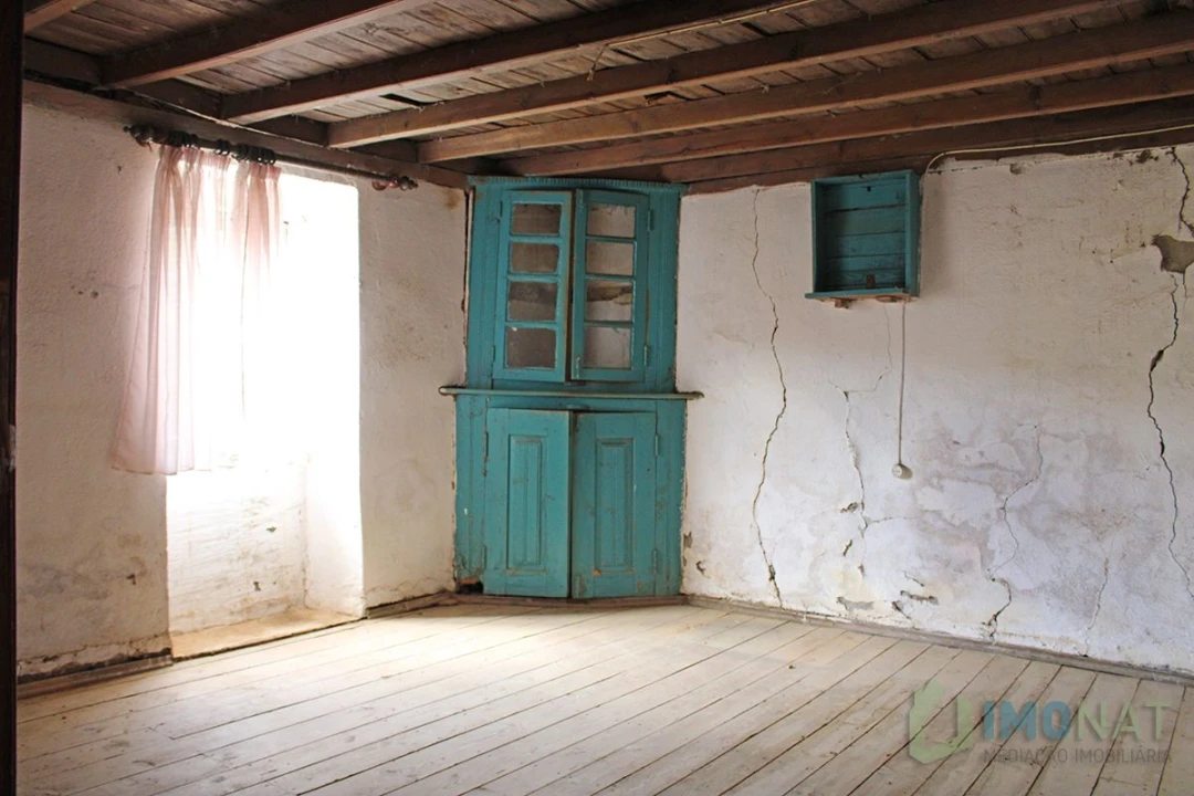 Moradia T3 para Venda em Cardosa Foto 11