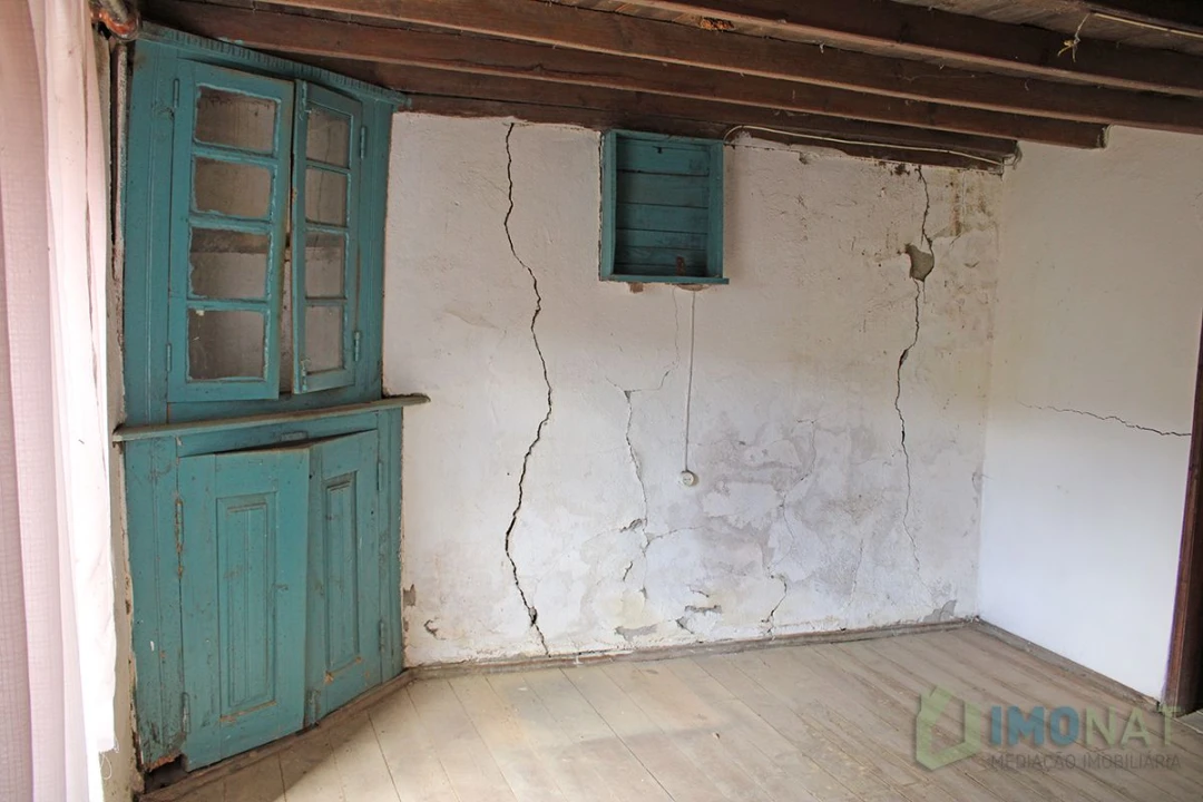 Moradia T3 para Venda em Cardosa Foto 12