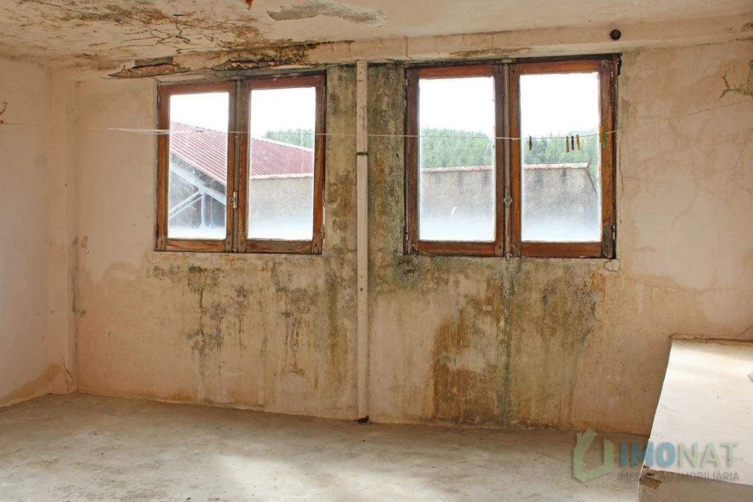 Moradia T3 para Venda em Cardosa Foto 20