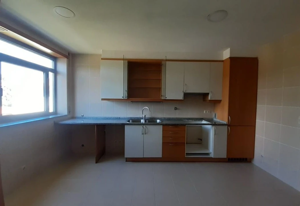Apartamento T3 para Venda em Ponte de Lima Foto 3