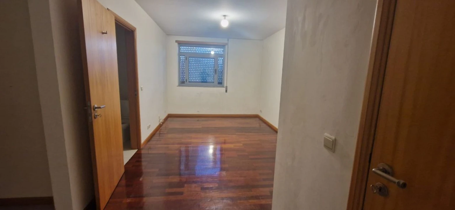 Apartamento T3 para Venda em Ponte de Lima Foto 18