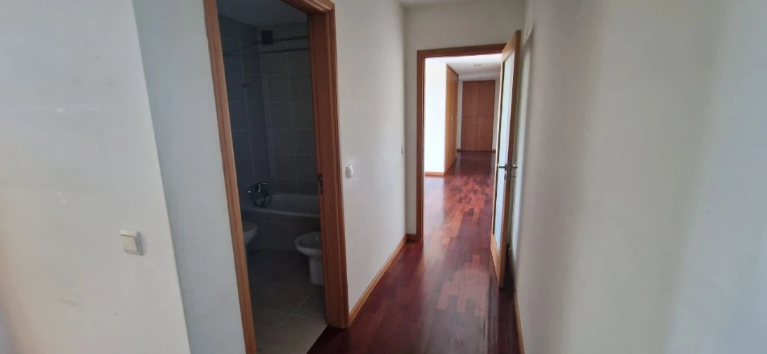 Apartamento T3 para Venda em Ponte de Lima Foto 8