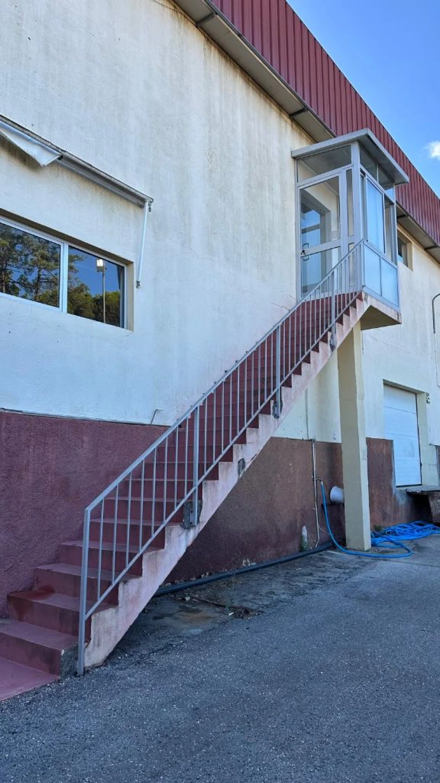 Negócio para Arrendamento em Tirado Foto 1