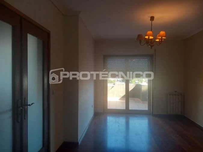Apartamento T2 para Venda em Aveiro Foto 2