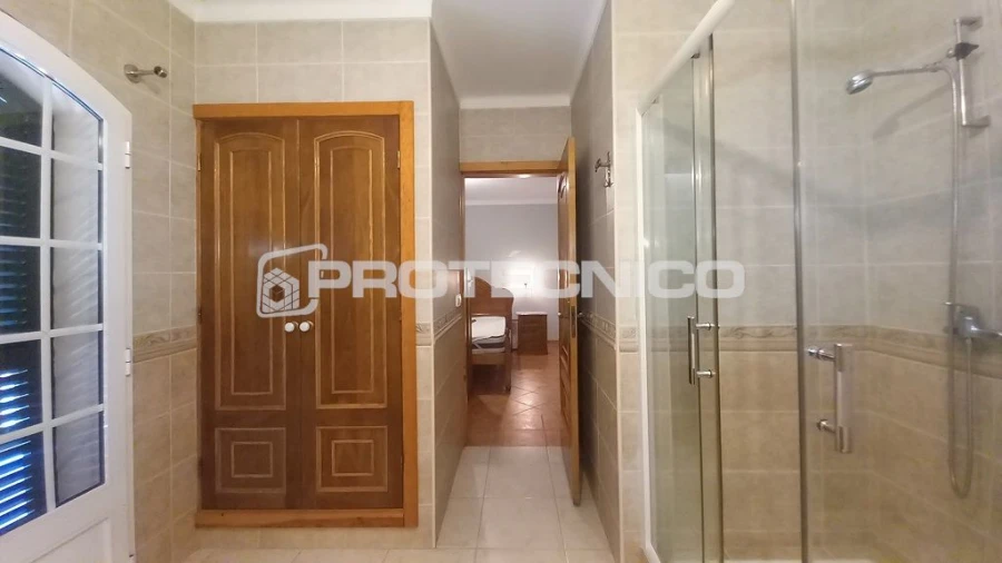 Moradia T4 para Venda em Albergaria-A-Velha Foto 23