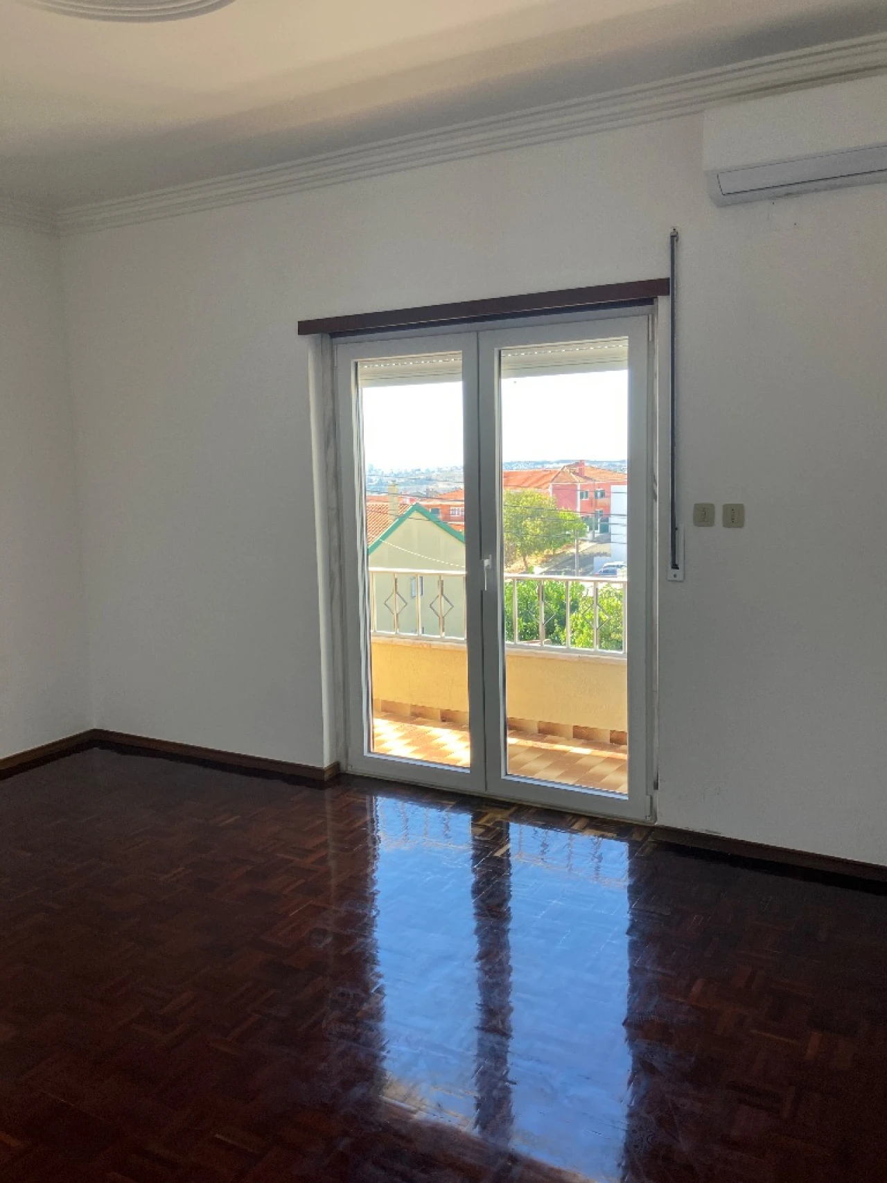 Moradia T3 para Arrendamento em Casal do Bispo Foto 10