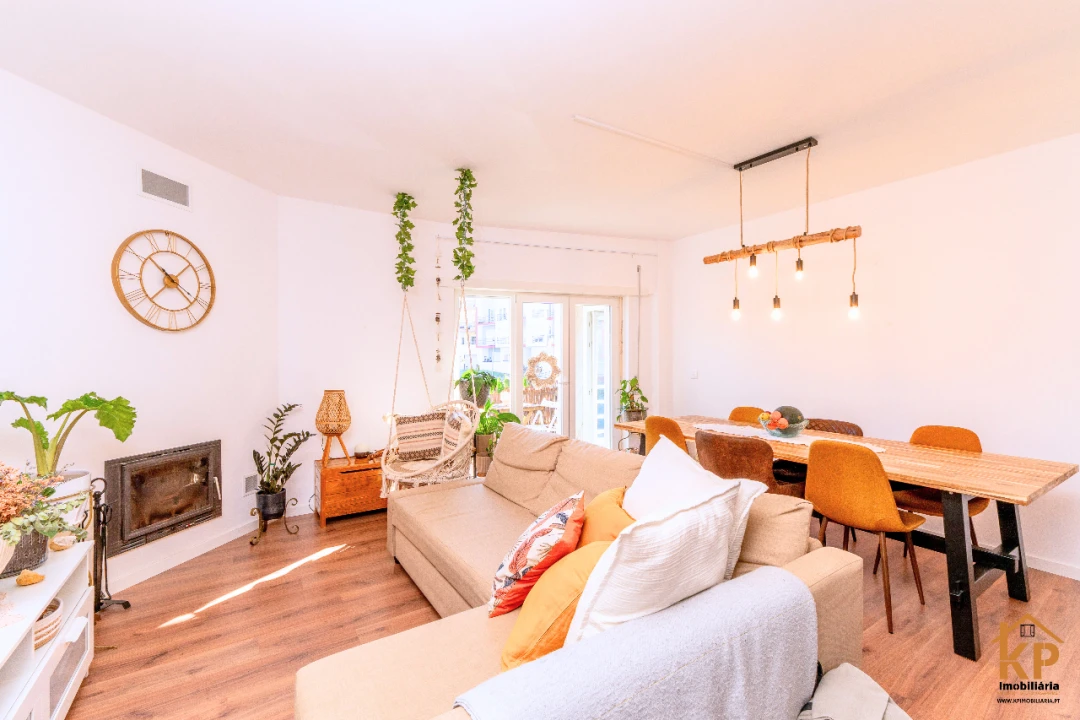 Apartamento T2 para Venda em Torres Vedras Foto 13