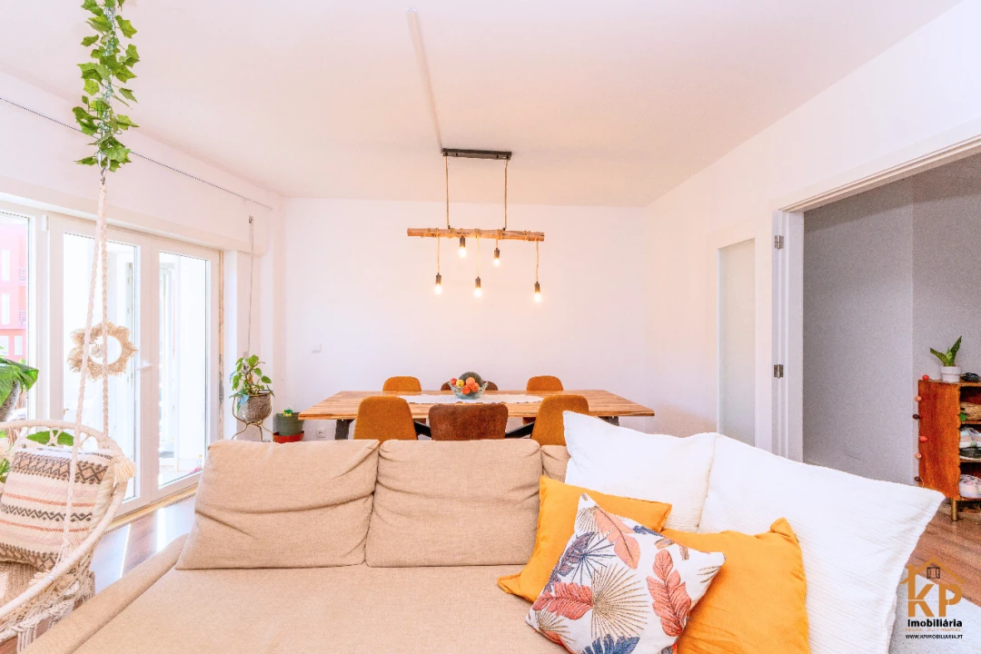 Apartamento T2 para Venda em Torres Vedras Foto 12