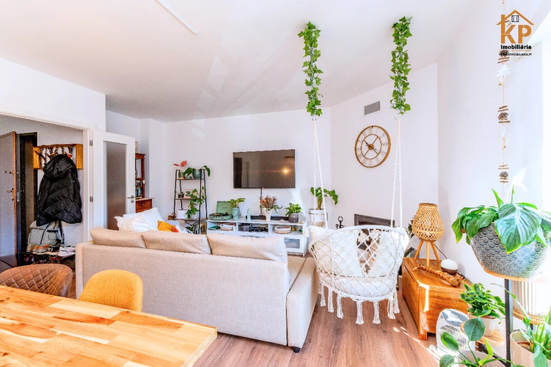 Apartamento T2 para Venda em Torres Vedras Foto 14