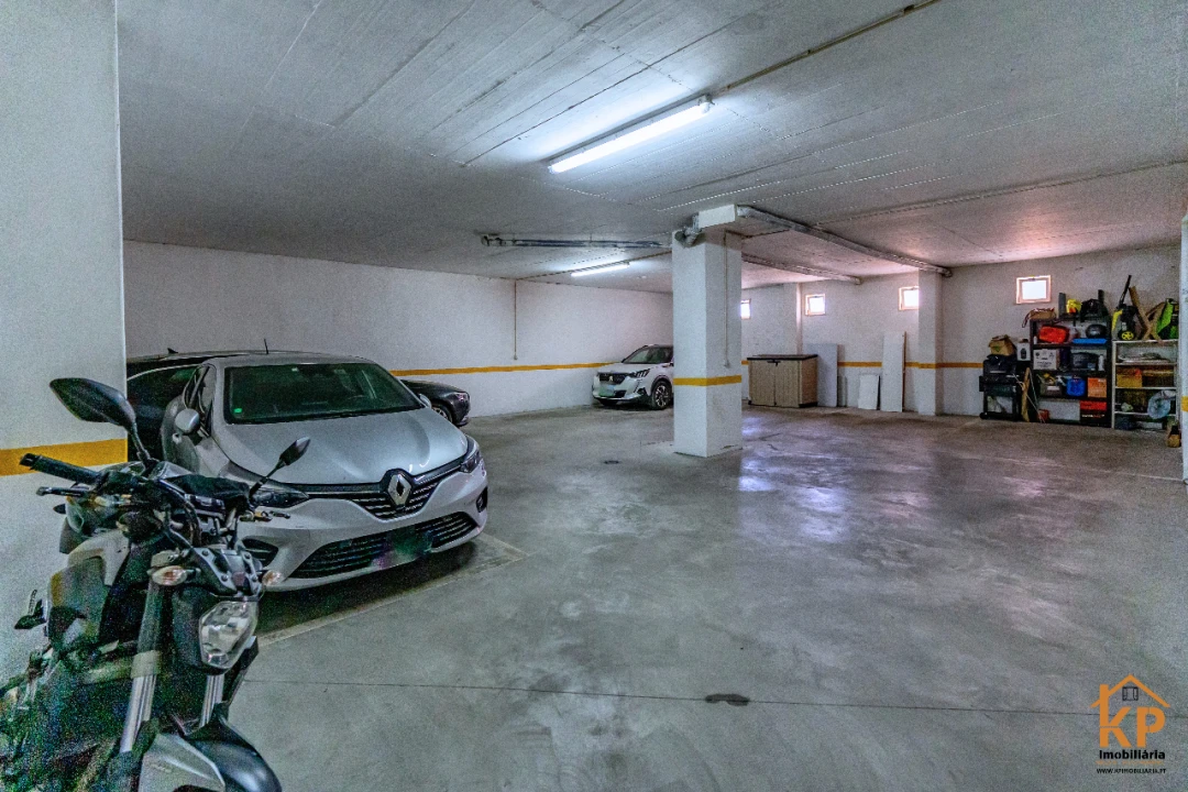 Apartamento T2 para Venda em Torres Vedras Foto 46