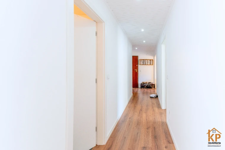 Apartamento T2 para Venda em Torres Vedras Foto 33