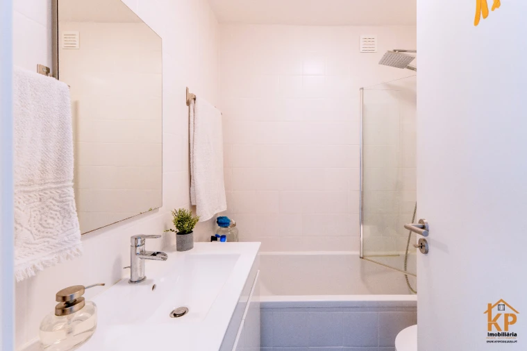 Apartamento T2 para Venda em Torres Vedras Foto 38