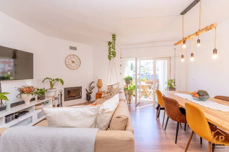 Apartamento T2 para Venda em Torres Vedras Foto 4