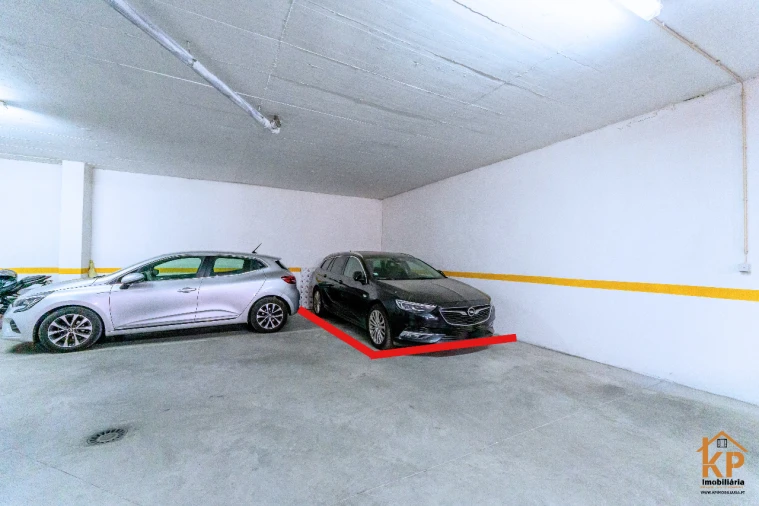 Apartamento T2 para Venda em Torres Vedras Foto 44