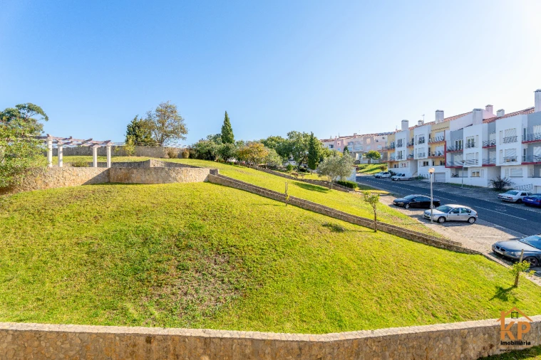 Apartamento T2 para Venda em Torres Vedras Foto 17