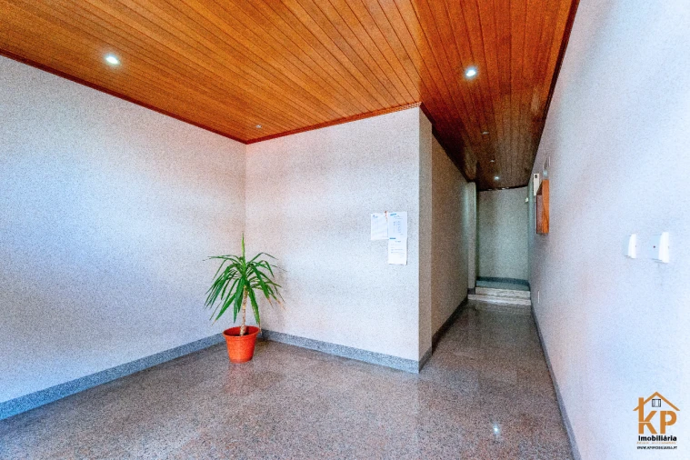 Apartamento T2 para Venda em Torres Vedras Foto 47