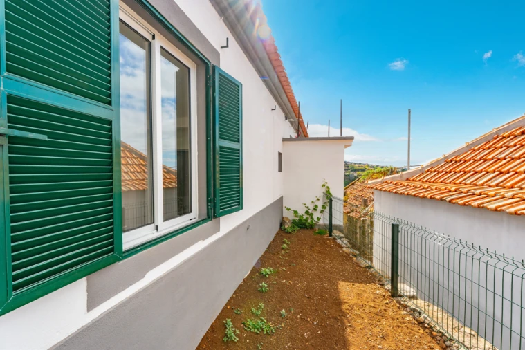 Moradia T3 para Venda em Calheta Foto 26