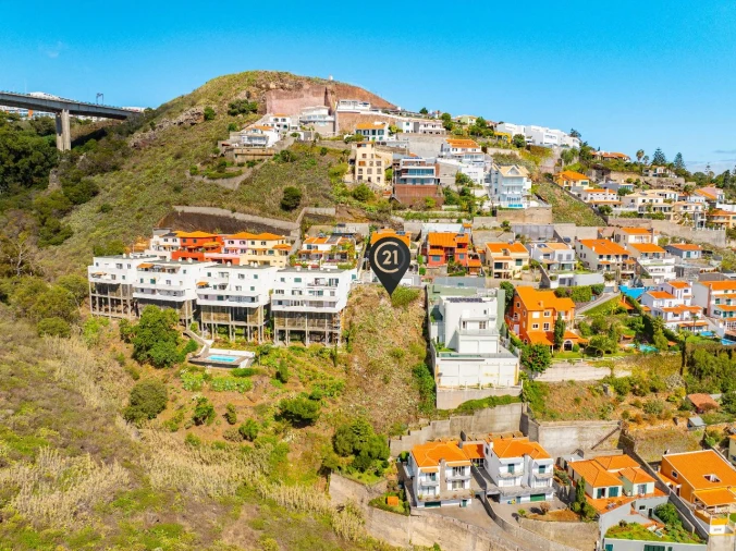 Terreno para Venda em Caniço Foto 5