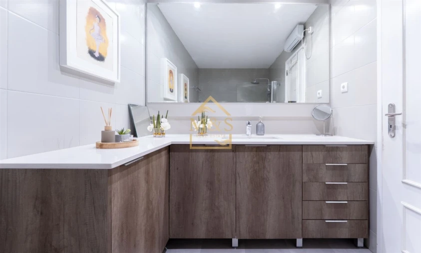 Apartamento T4 para Venda em Matosinhos Foto 8