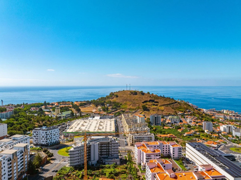 Loja para Venda em Funchal Foto 2